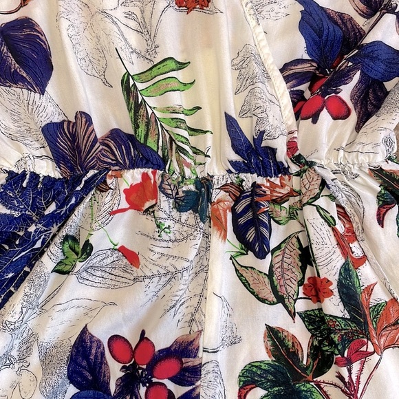 White Spaghetti Strap Floral Tropical Flower Summer Romper - Picture 4 of 4